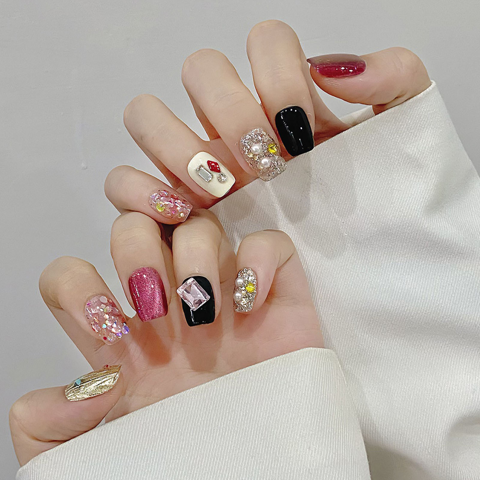 Handmade Press on Nails Glitte - огляд і ціна Nail Art Cat Eye