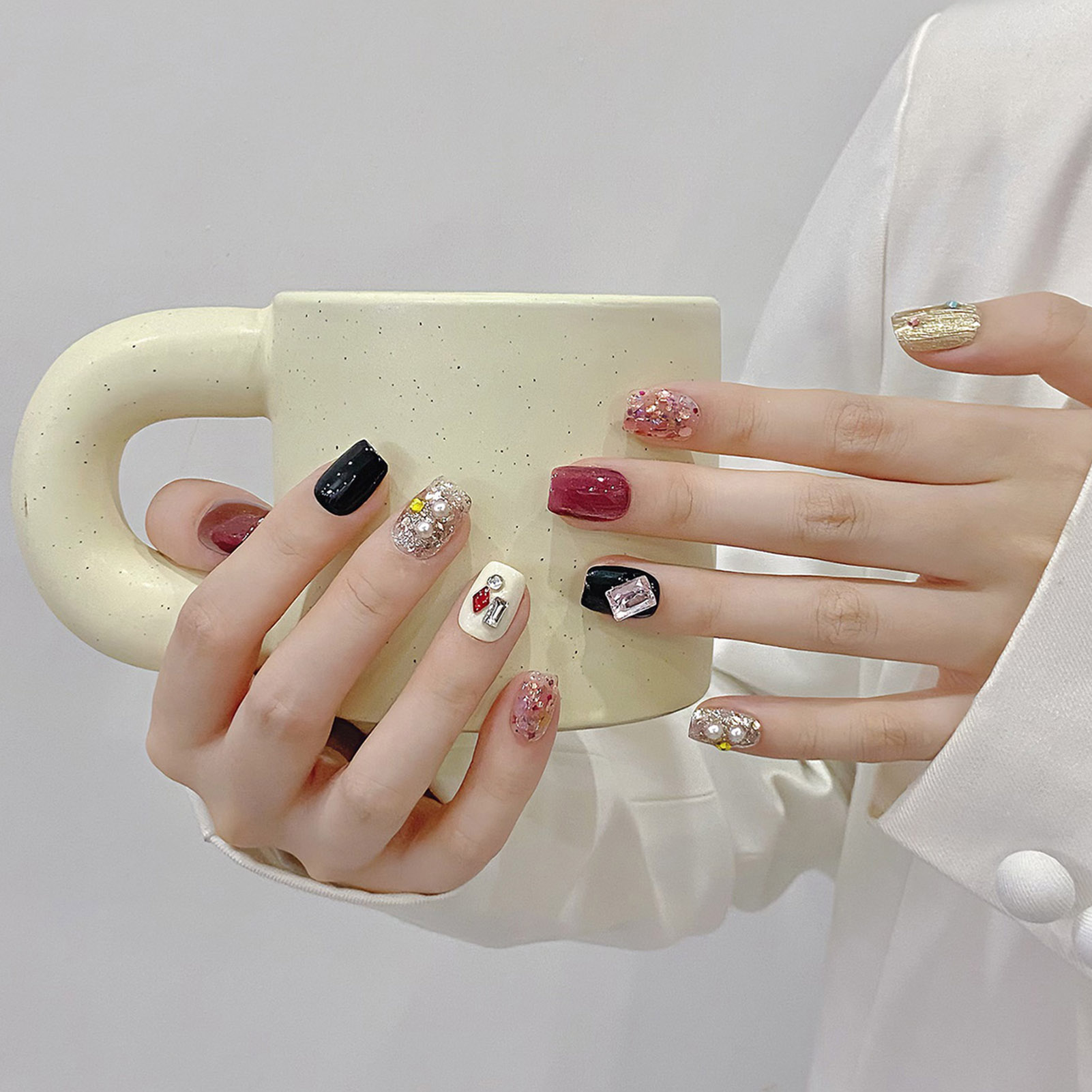 Handmade Press on Nails Glitte - огляд і ціна Nail Art Cat Eye